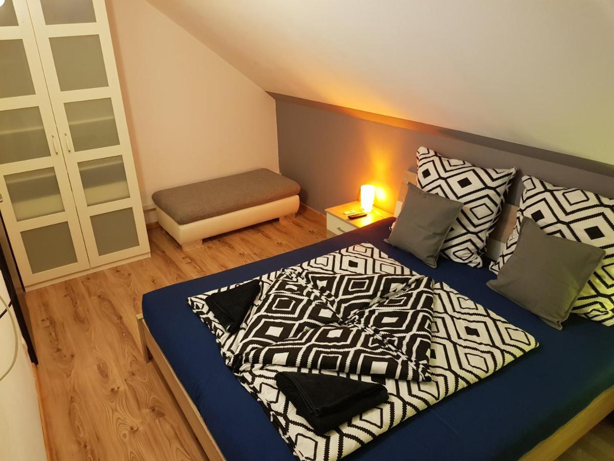 Honfoglalas Apartment บุค ภายนอก รูปภาพ